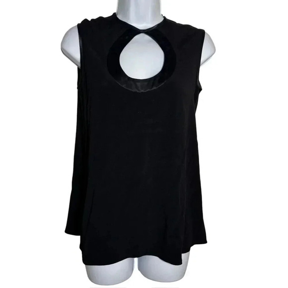 ALEXIS black sleeveless  top with cut out circle size Medium - Picture 6 of 6